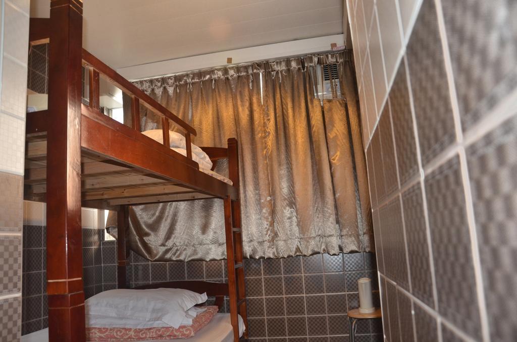Tai Hao Hostel Гонконг Экстерьер фото