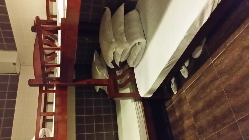 Tai Hao Hostel Гонконг Экстерьер фото