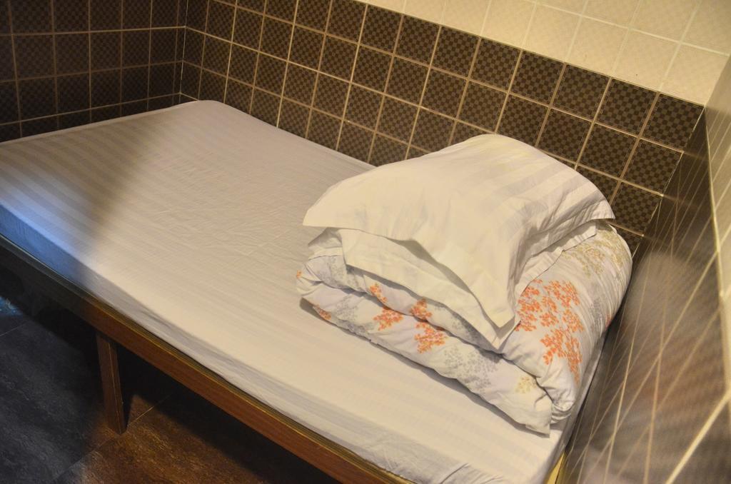 Tai Hao Hostel Гонконг Экстерьер фото